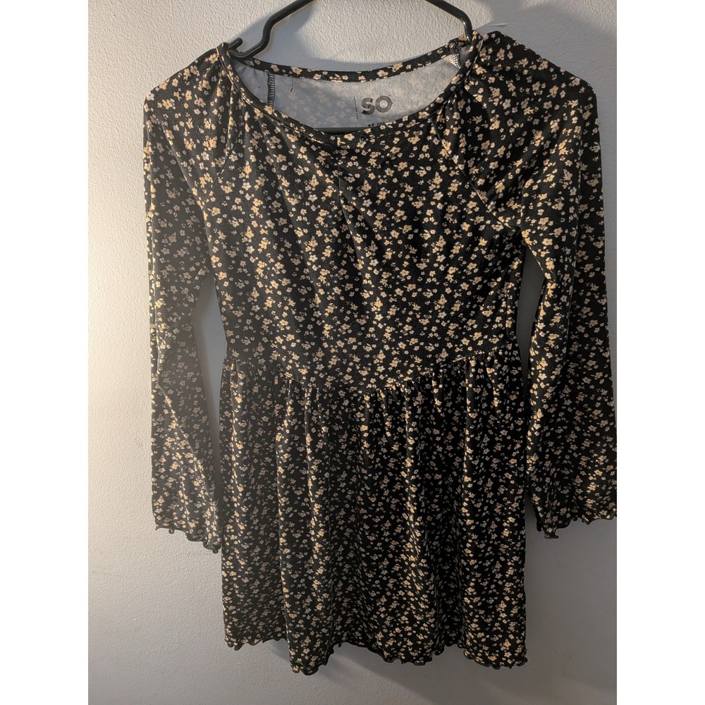 SO Girls Black Floral Long Sleeve Skater Dress Size Medium 8 Lettuce Edge Trim